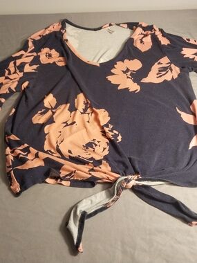 SUEANI Floral Tie Front Top 2XL #245